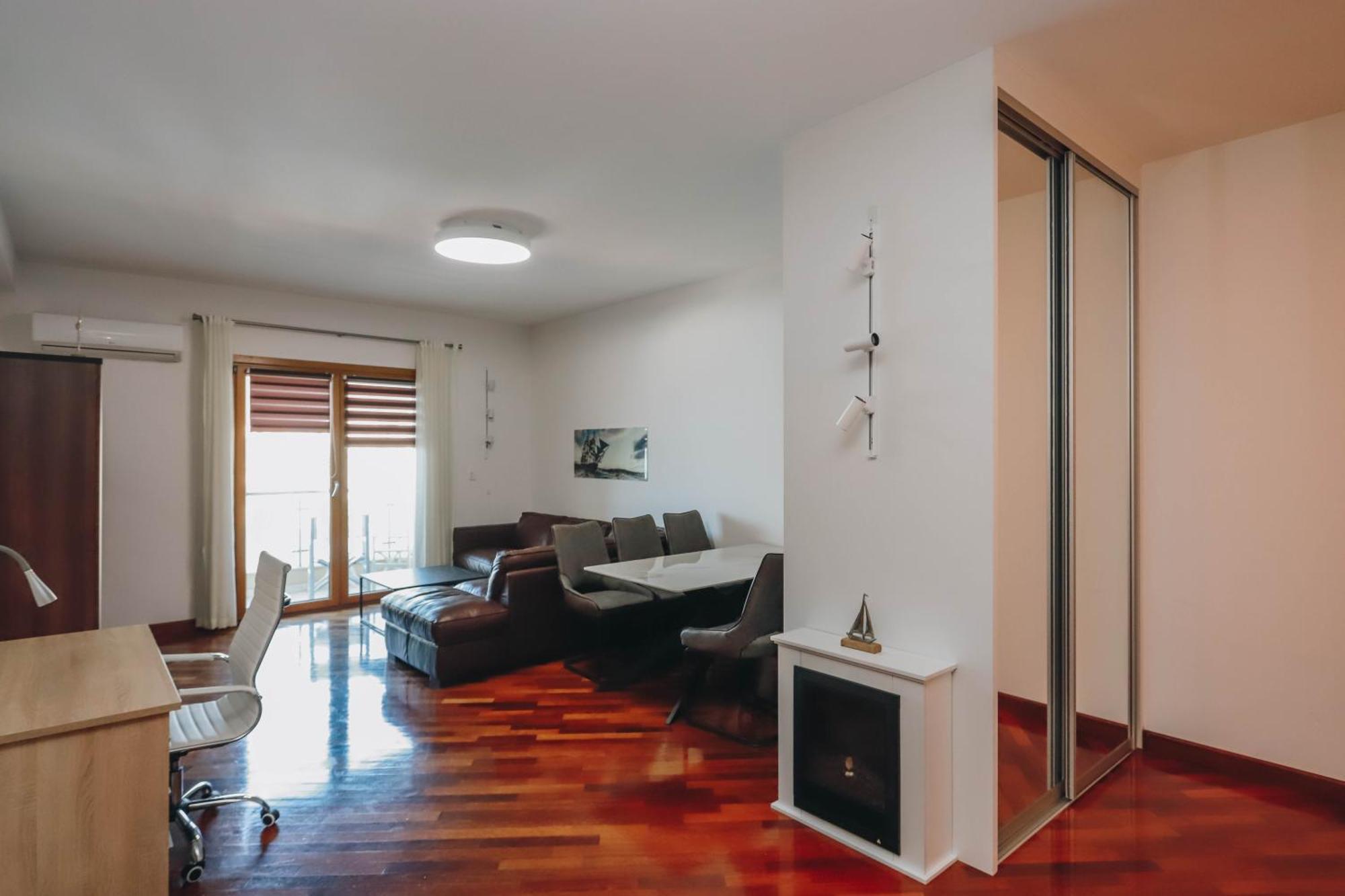 Apartment Near Ponta Nova Of Rafailovici Bečići Εξωτερικό φωτογραφία