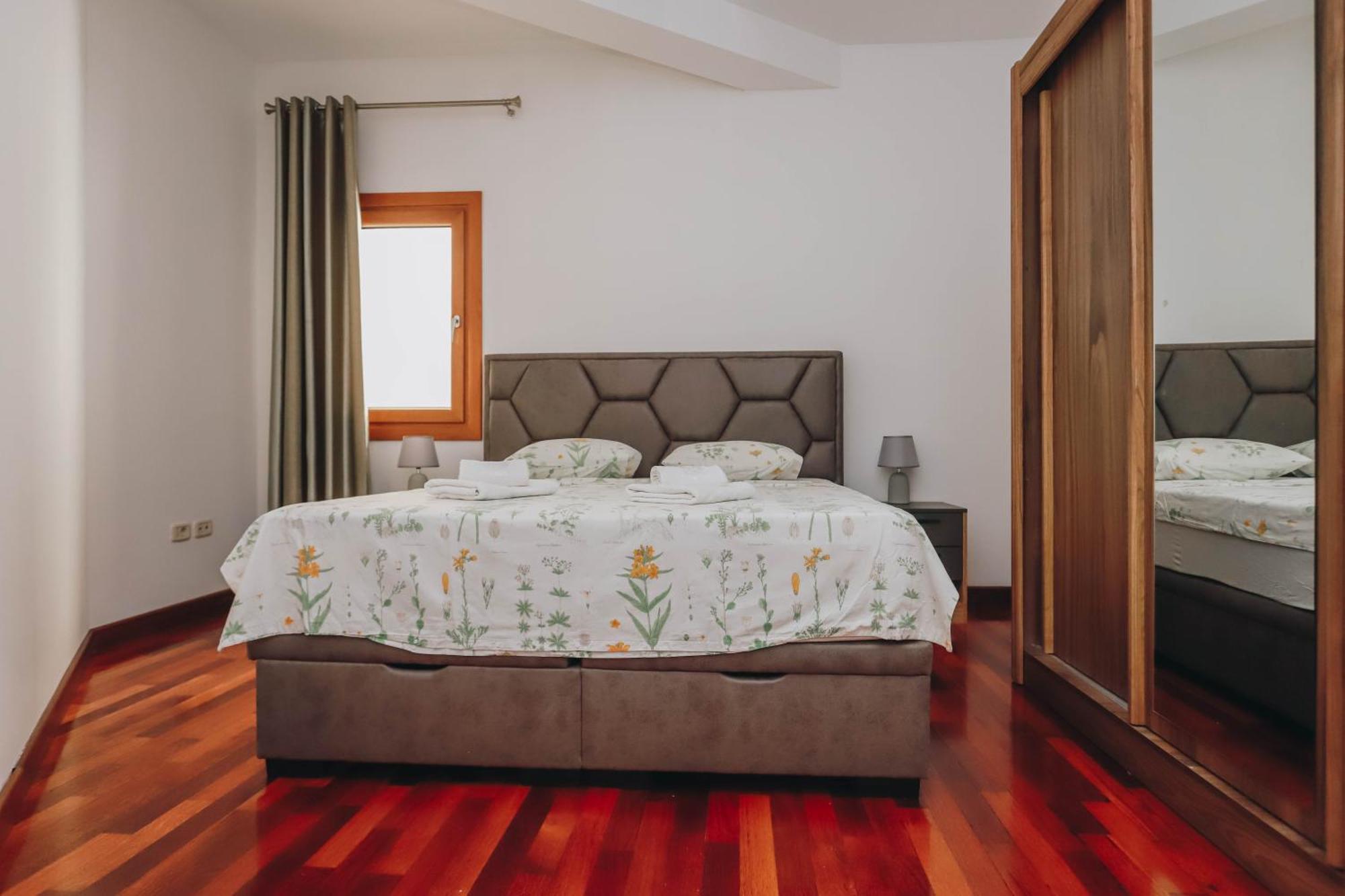 Apartment Near Ponta Nova Of Rafailovici Bečići Εξωτερικό φωτογραφία
