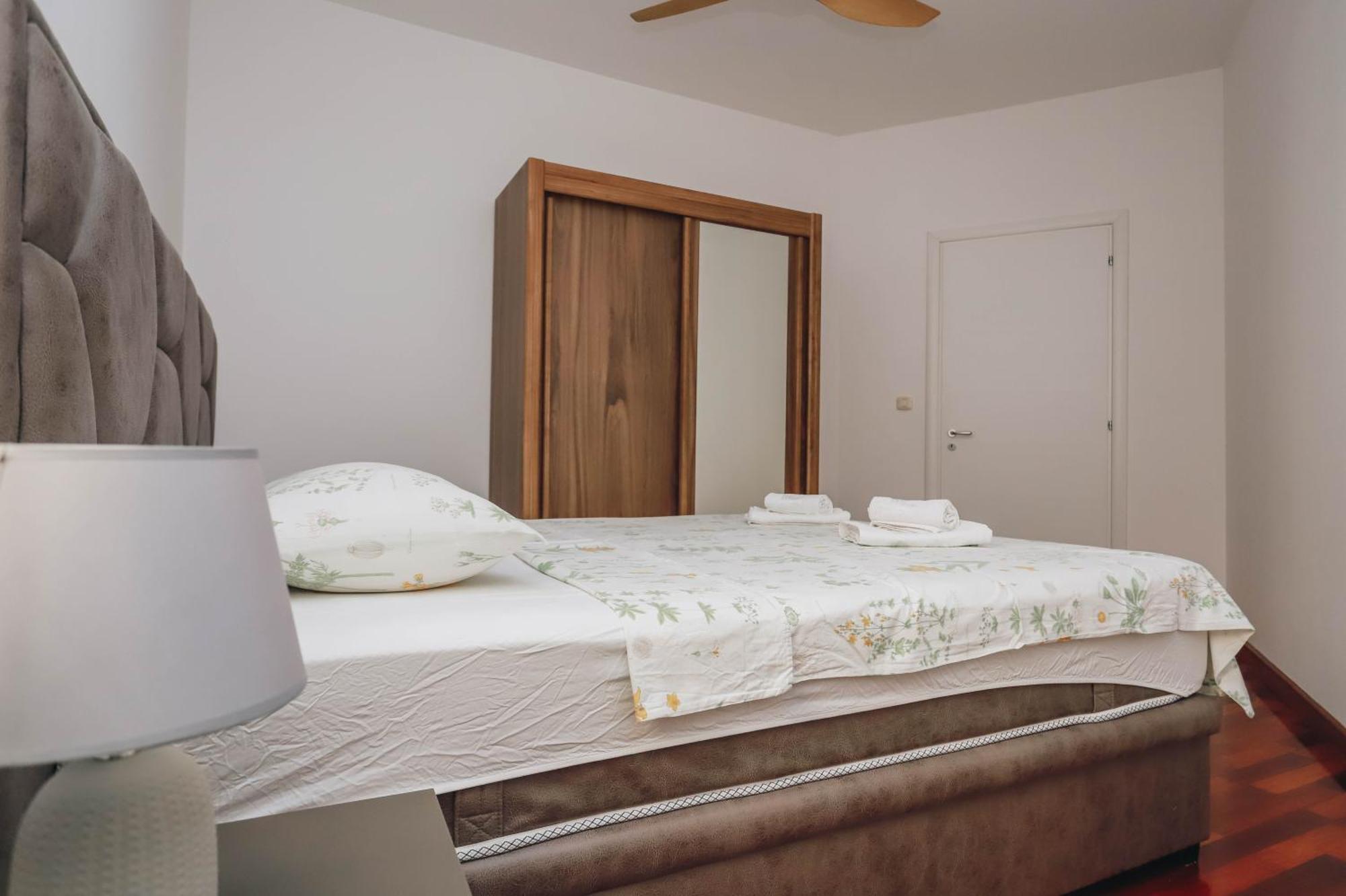 Apartment Near Ponta Nova Of Rafailovici Bečići Εξωτερικό φωτογραφία