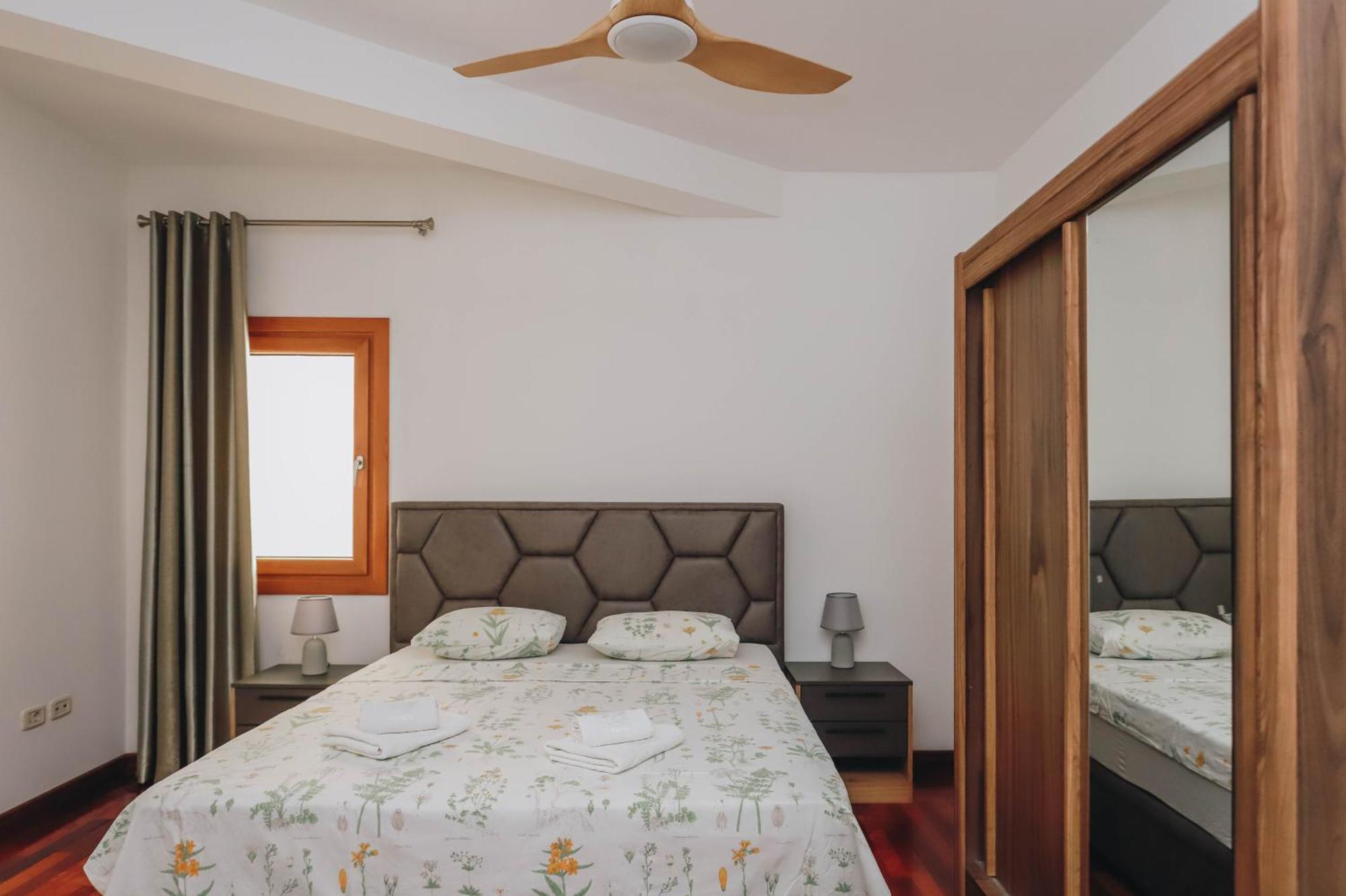 Apartment Near Ponta Nova Of Rafailovici Bečići Εξωτερικό φωτογραφία